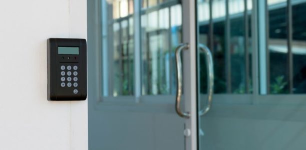 What’s the Difference Between RFID & NFC Access Control?